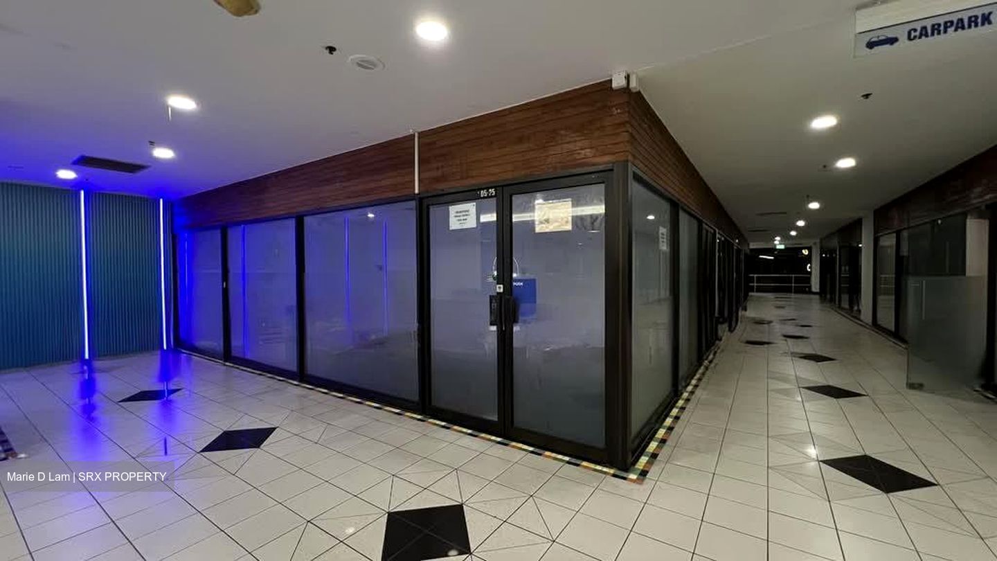 Parklane Shopping Mall (D7), Office #558740211